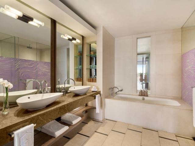 Junior Suite Hibiscus Beach Access - Baño